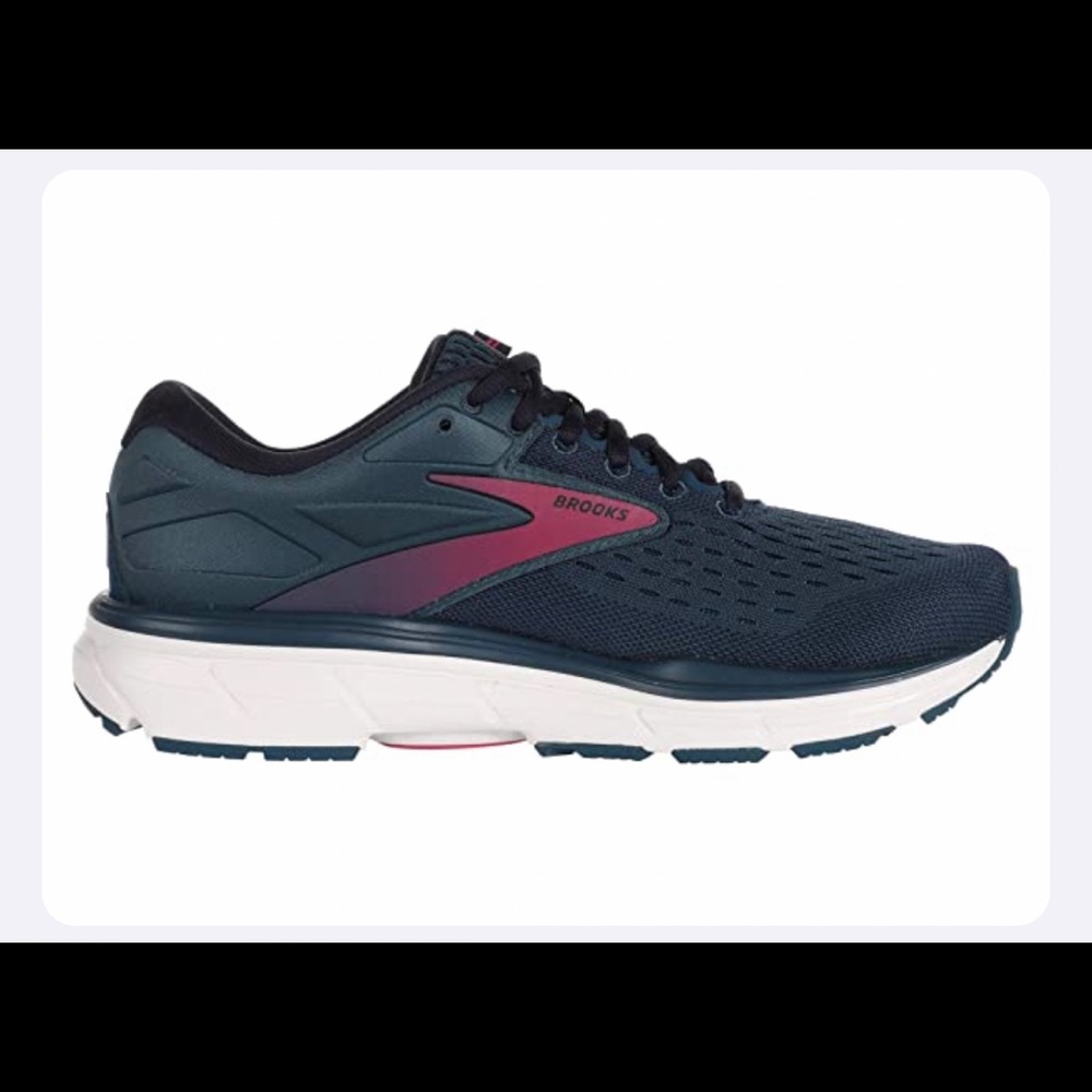 Brooks Dyad 11 Size 9